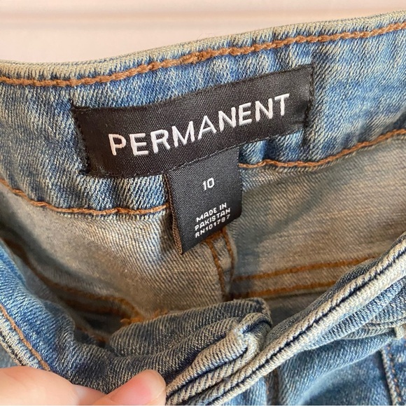 Classic Blue Straight Leg Jeans with Relaxed Fit - Picture 4 of 5